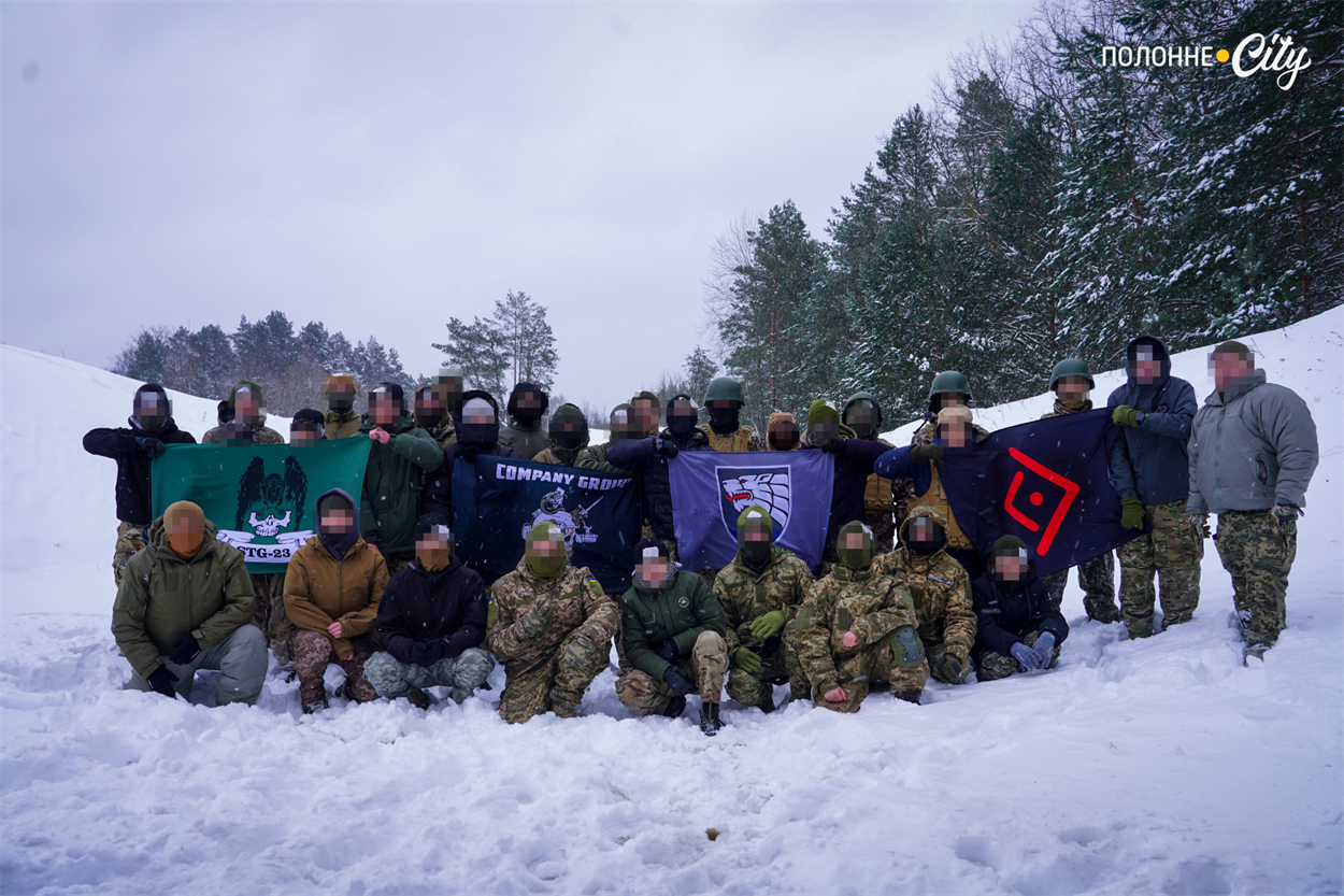 Учасники вишколу «Воїн-Вовкулака» на Хмельниччині